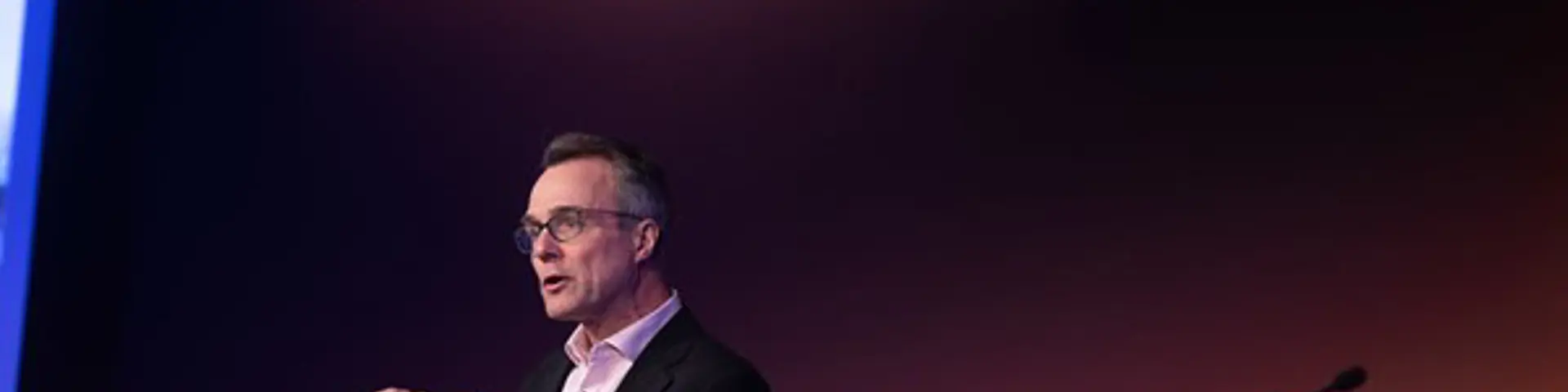 Of dinosaurs and dancing elephants 3 Of dinosaurs and dancing elephants 3